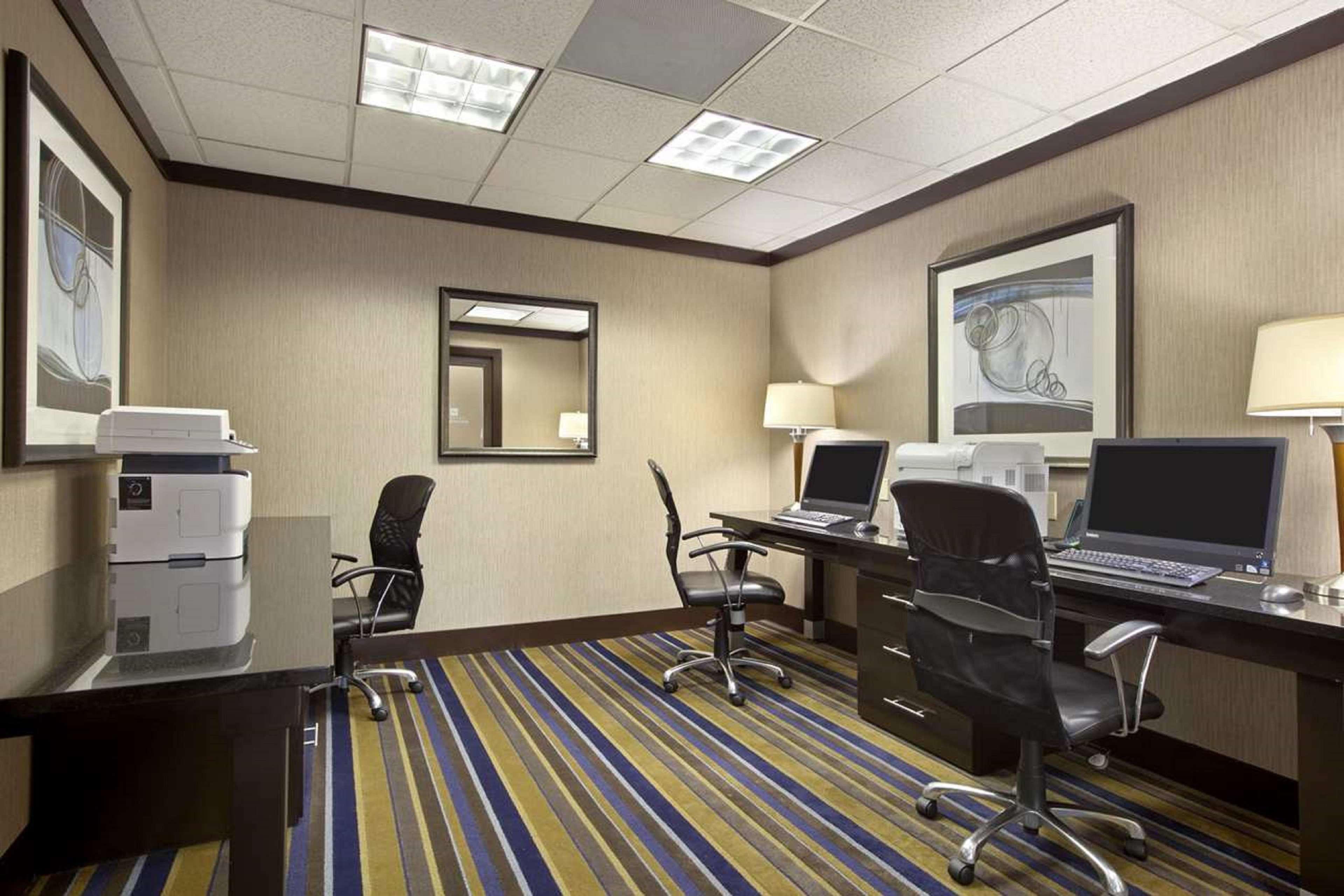 Embassy By Hilton St Louis Airport Hotel Bridgeton