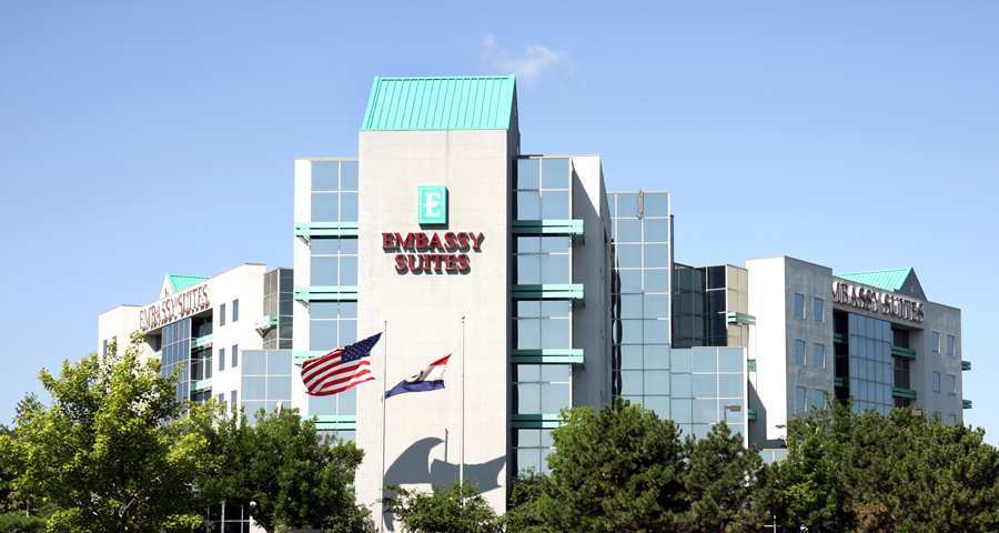 Hotel Embassy By Hilton St Louis Airport